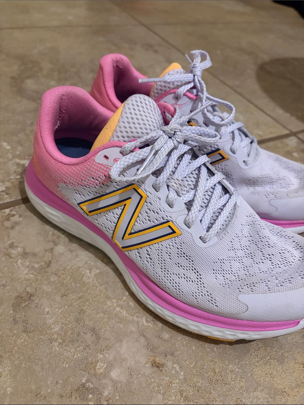 New Balance Running Shoes - Picture 2 of 6